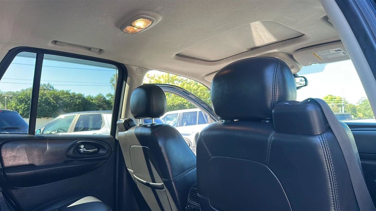 Used 2007 Chevrolet TrailBlazer SS AWD/4WD image 38