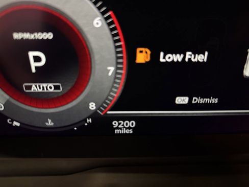 Used 2025 Nissan Rogue SL w/ SL Premium Package image 35