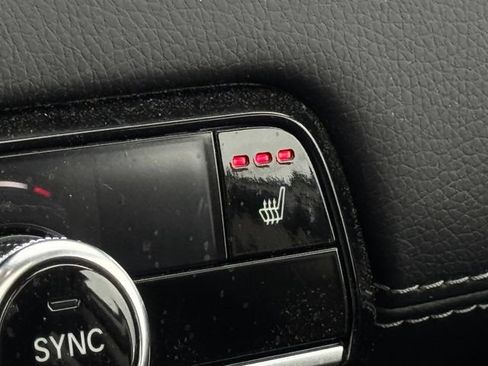 Used 2024 Honda Pilot Touring image 18