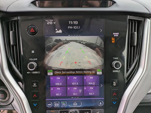 Used 2021 Subaru Outback Limited XT image 12