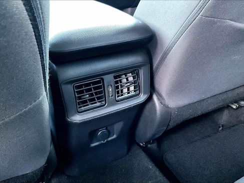 Used 2024 Toyota RAV4 LE image 34