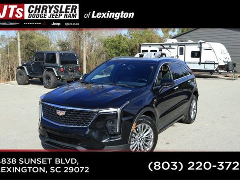 Used 2024 Cadillac XT4 Premium Luxury image 1