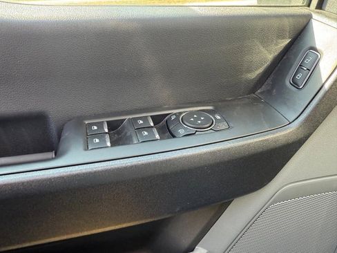 New 2024 Ford F550 4x4 SuperCab Super Duty image 4