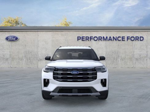 New 2025 Ford Explorer Active w/ Active Comfort Package image 6