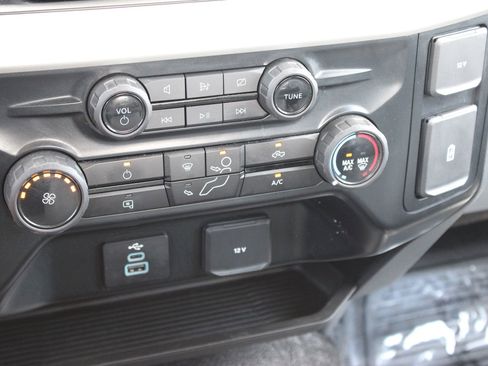 Used 2024 Ford F350 XL AWD/4WD image 17