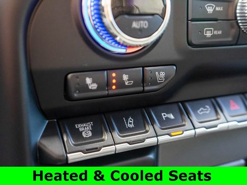 Used 2021 GMC Sierra 3500 Denali w/ Denali Ultimate Package image 29