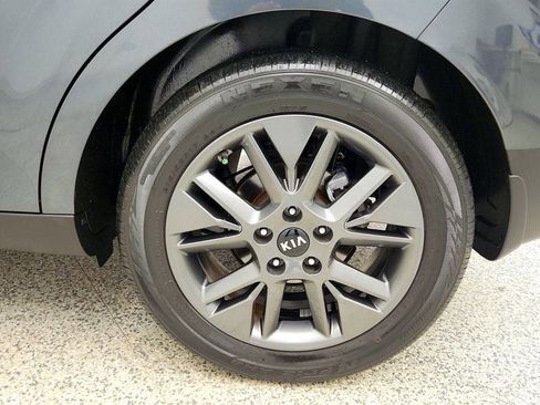 Used 2020 Kia Soul EX image 9