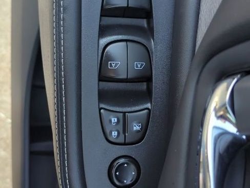 Used 2023 Nissan Murano SV image 13