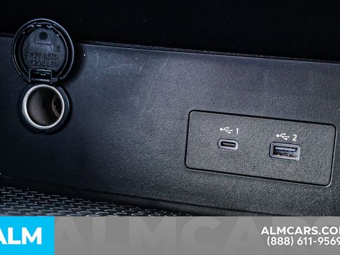 Certified 2025 Nissan Pathfinder SV image 38