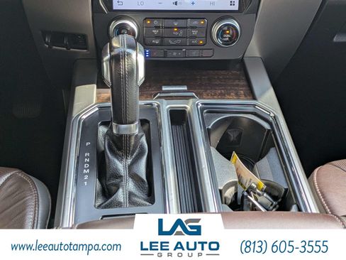 Used 2015 Ford F150 Platinum w/ Equipment Group 701A Luxury RWD image 18