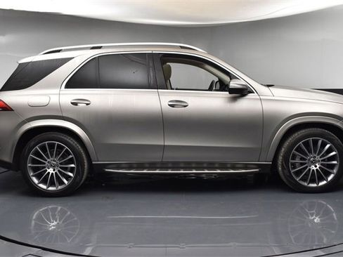 Used 2022 Mercedes-Benz GLE 350 w/ AMG Line Exterior image 9