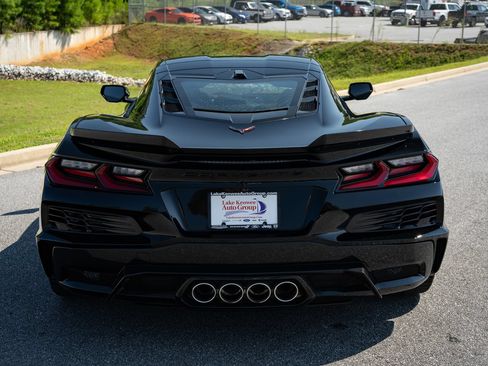Used 2023 Chevrolet Corvette Z06 RWD image 38
