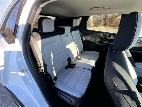 Used 2024 Ford Escape Active image 36