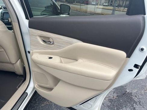 Used 2017 Nissan Murano SL image 19