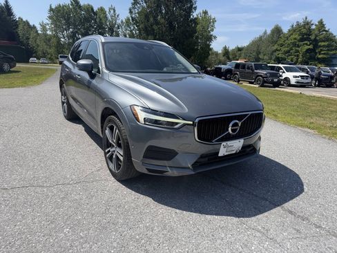 Used 2019 Volvo XC60 T6 Momentum w/ Premium Package AWD/4WD image 7