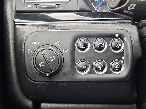 Used 2012 Maserati GranTurismo Sport RWD image 18