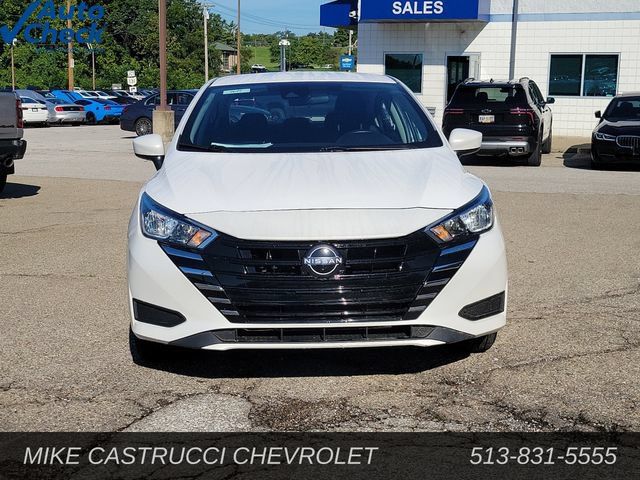 Used 2024 Nissan Versa SV FWD image 8