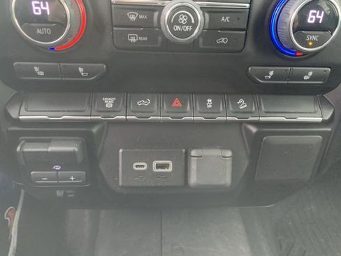 Used 2023 Chevrolet Silverado 2500 LT w/ Convenience Package image 24