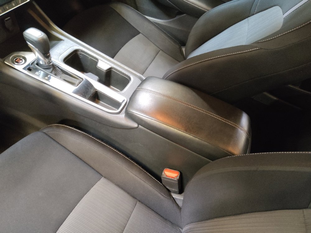 Used 2021 Nissan Sentra SV FWD image 26