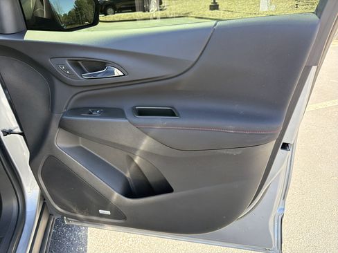 Used 2023 Chevrolet Equinox RS w/ RS Leather Package image 14