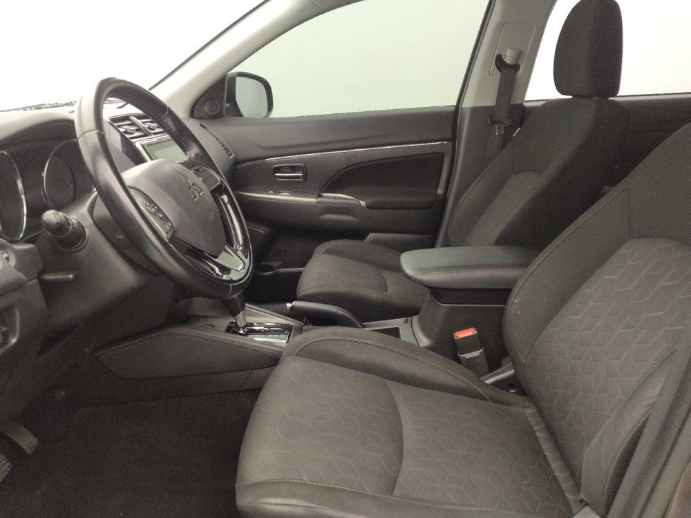 Used 2021 Mitsubishi Outlander Sport SE FWD image 17