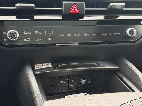 New 2026 Kia Sportage X-Line AWD/4WD image 14