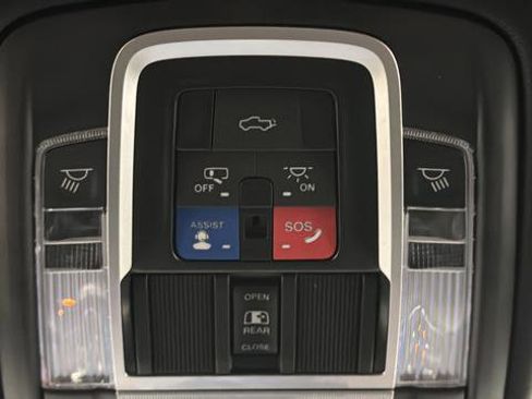 Used 2023 RAM 1500 Laramie image 42