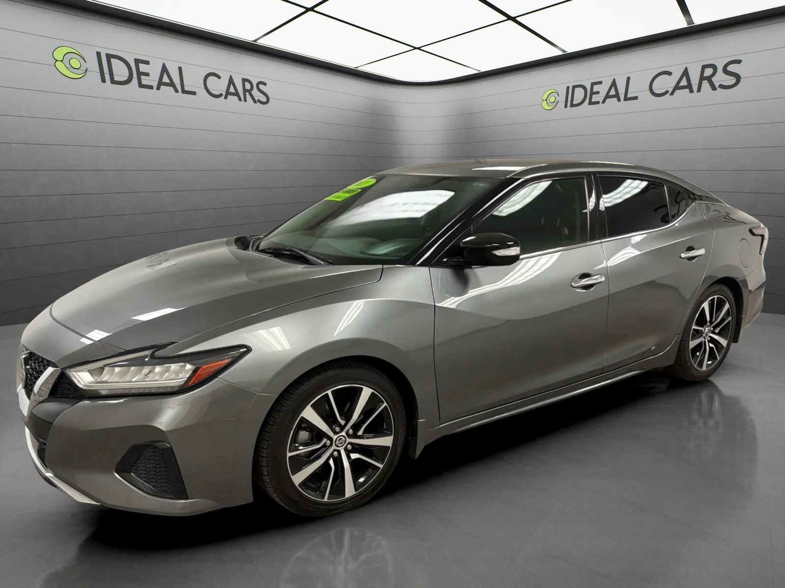 Used 2021 Nissan Maxima 3.5 SV w/ Floor Mat Group FWD image 1