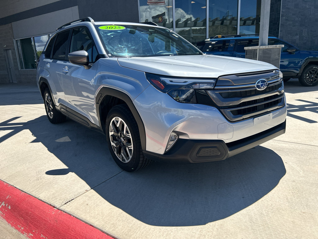 Certified 2025 Subaru Forester Premium AWD/4WD image 2