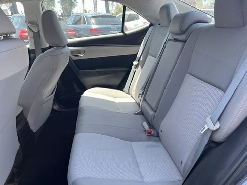 Used 2015 Toyota Corolla LE FWD image 7