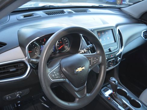 Used 2020 Chevrolet Equinox LT image 28