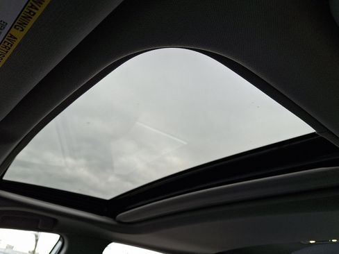 Used 2023 Toyota Camry SE image 15