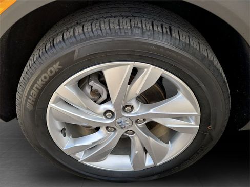 Used 2025 Buick Encore GX Preferred AWD/4WD image 35
