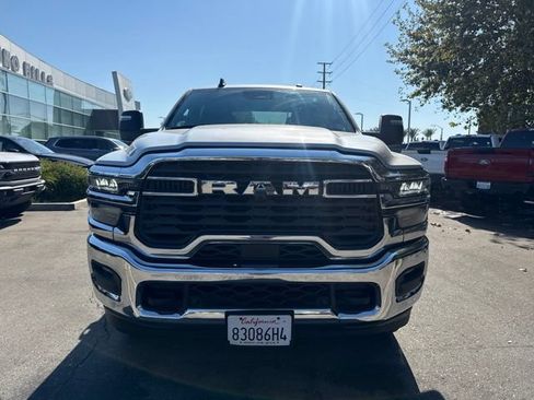 Used 2026 RAM 2500 Big Horn AWD/4WD image 3
