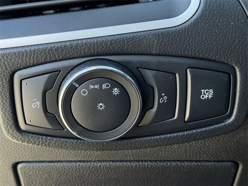 Used 2022 Ford Edge SEL image 23