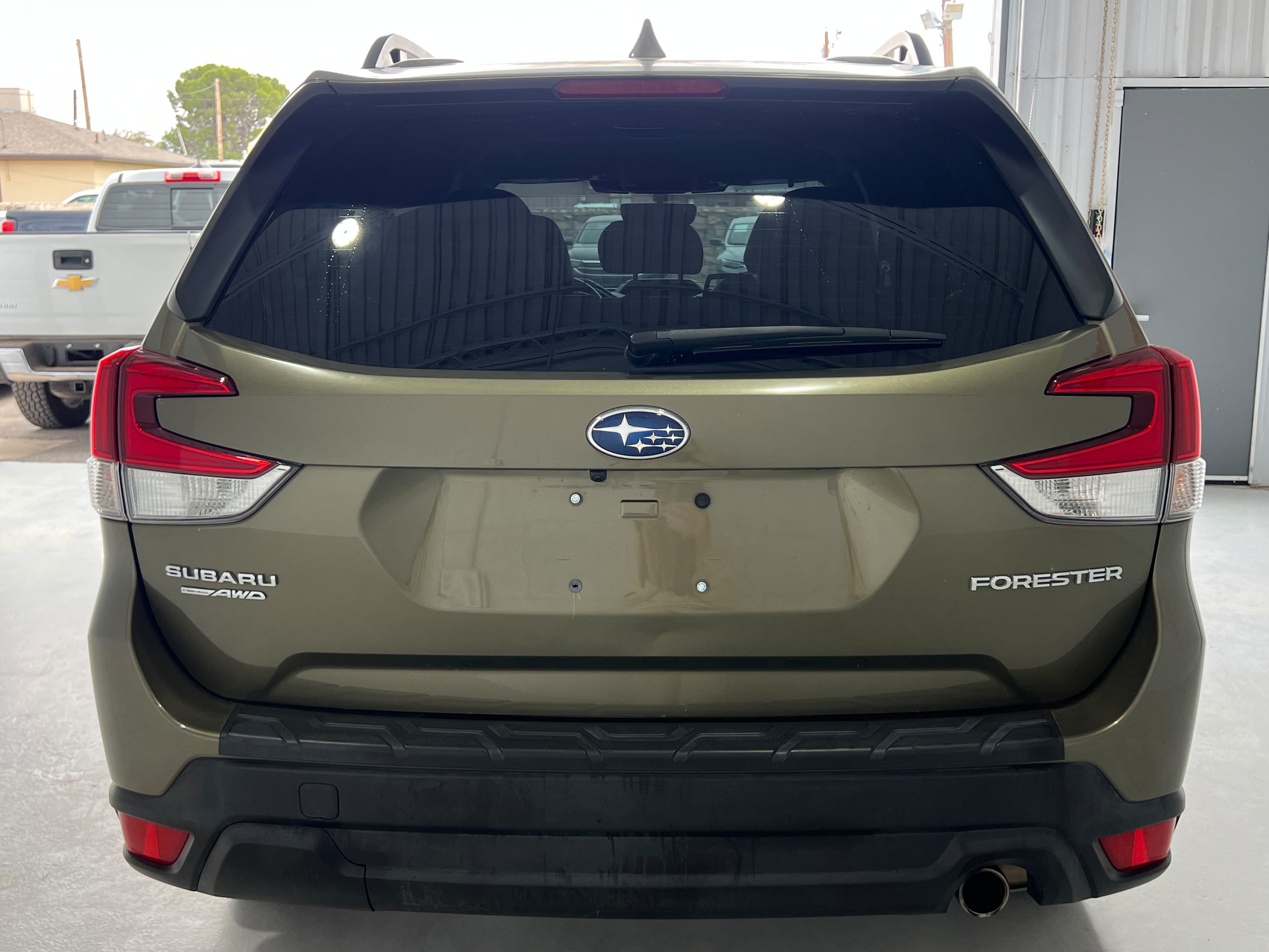 Used 2023 Subaru Forester Limited AWD/4WD image 4