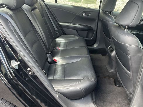 Used 2017 Honda Accord EX-L image 23