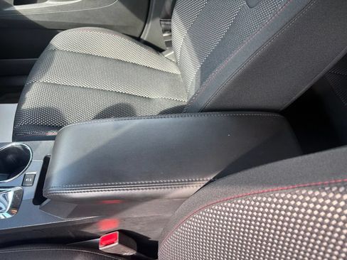 Used 2017 GMC Terrain SLE w/ Chrome Edition FWD image 26