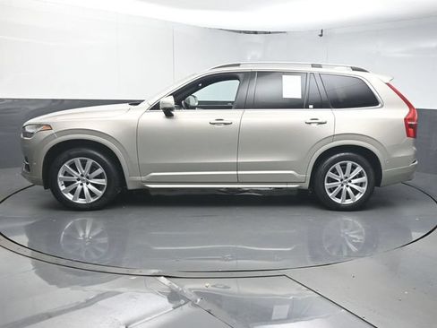 Used 2017 Volvo XC90 T6 Momentum w/ Vision Package AWD/4WD image 5