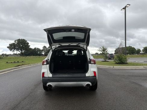 Used 2020 Ford Escape SEL FWD image 17