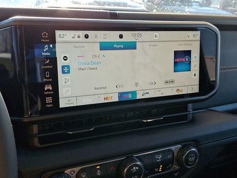 New 2025 Jeep Gladiator Mojave w/ Safety Group image 18