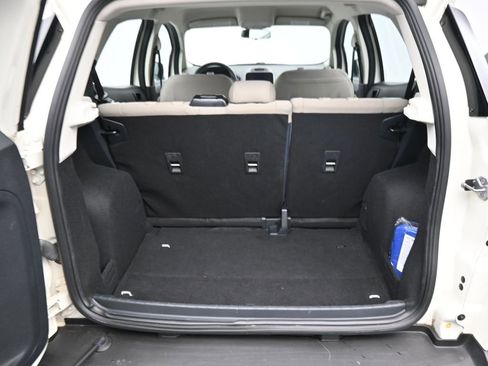 Used 2020 Ford EcoSport S image 32