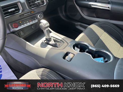 Used 2025 Ford Mustang Coupe RWD image 12