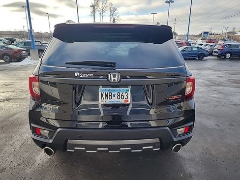 Used 2023 Honda Passport TrailSport image 6