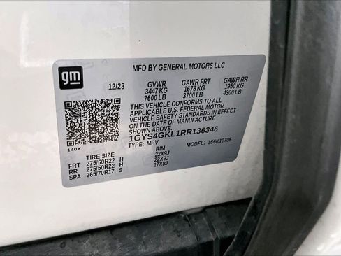 Used 2024 Cadillac Escalade Sport Platinum w/ LPO, ONYX Package image 37