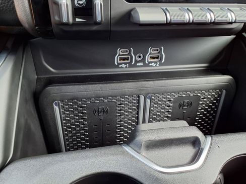Used 2026 RAM 3500 Laramie w/ Night Edition AWD/4WD image 10