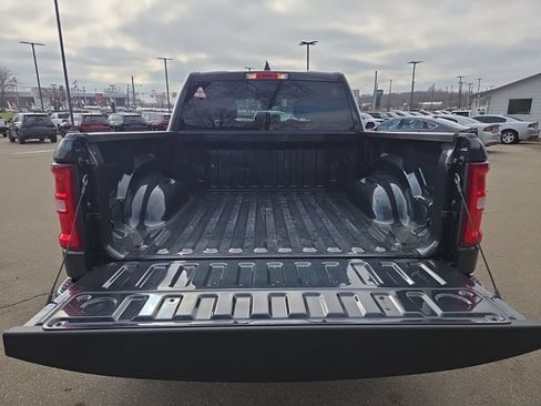 New 2026 RAM 1500 Big Horn AWD/4WD image 7
