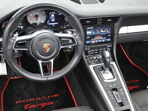 Certified 2019 Porsche 911 Targa 4S AWD/4WD image 8