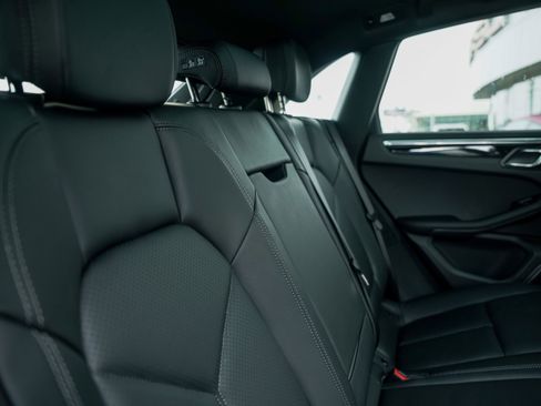 New 2025 Porsche Macan image 30