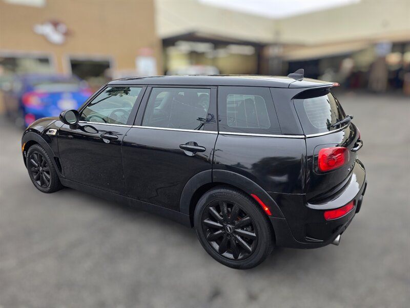 Used 2017 MINI Cooper Clubman S FWD image 6